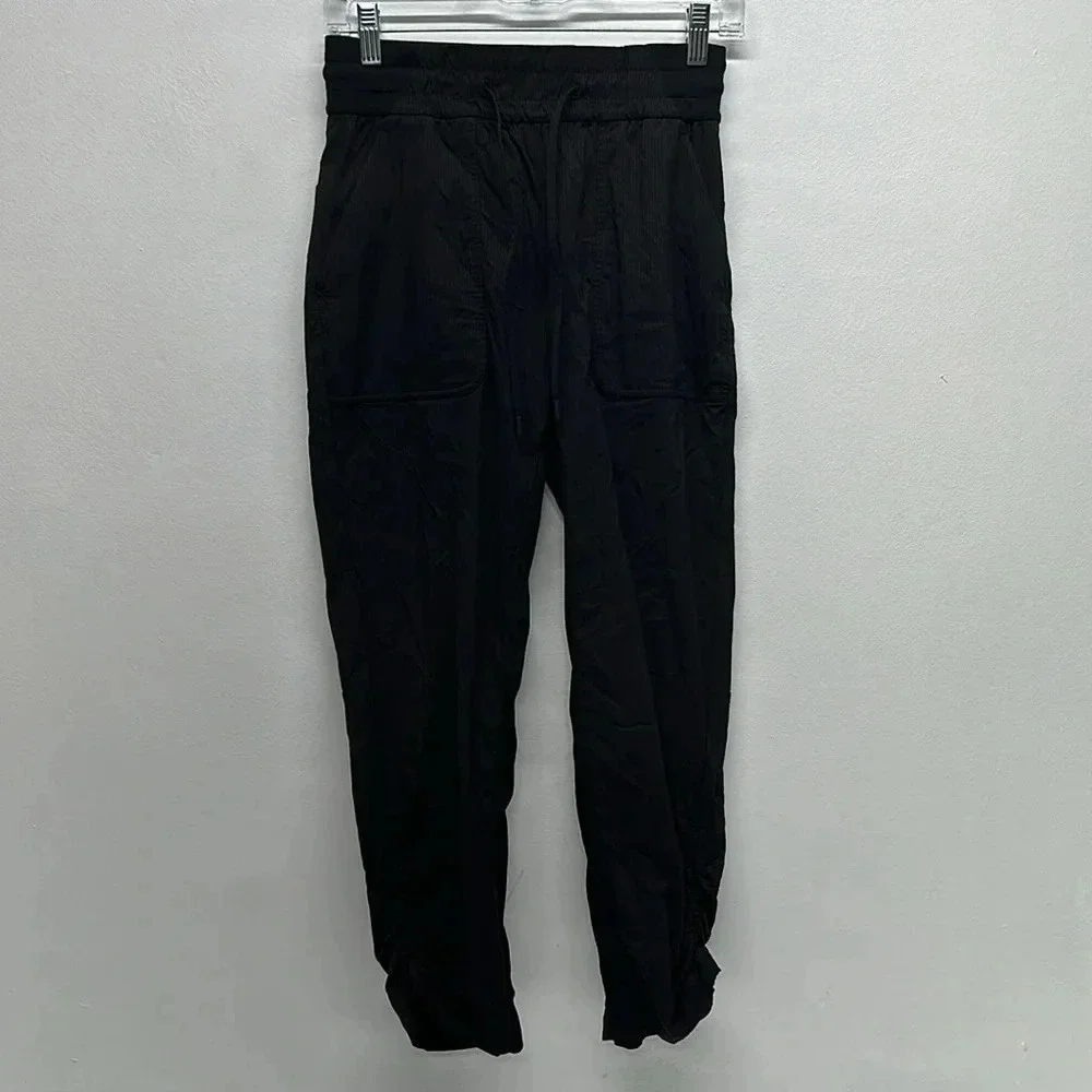 Lululemon Beyond the Studio Crop Pants Cropped Pant Microstriped Black Size 4